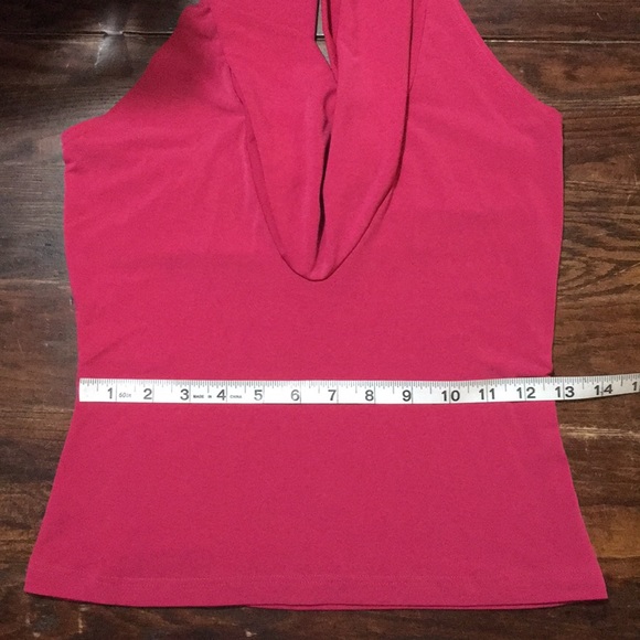 4/$20 Sexy Lipstick Pink Top Size Small - Picture 5 of 8